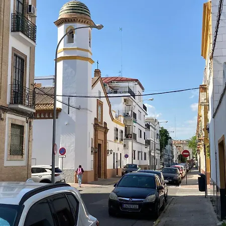 Acogedor Apartamento En Semisotano Con Patio Y Cerca De La Plaza De Espana Seville Exterior photo